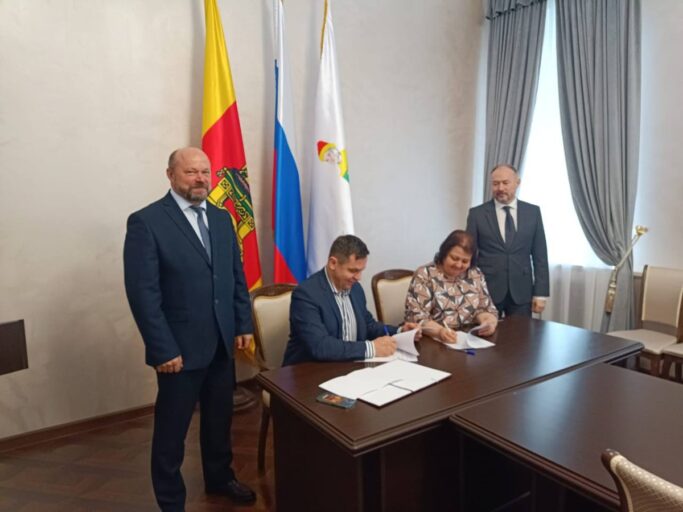 Думы Калининского и Старицкого округов Тверской области подписали соглашение о сотрудничестве