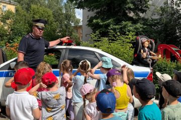 Жителей Верхневолжья просят быть внимательными и соблюдать правила безопасности на дорогах