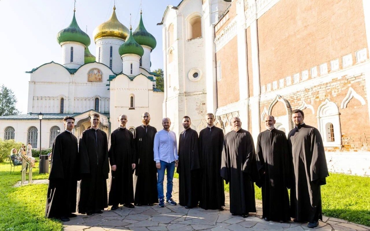 Византийский хор Николаевского Малицкого мужского монастыря выступил на фестивале духовной музыки