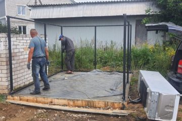 В Калининском округе продолжается обустройство контейнерных площадок